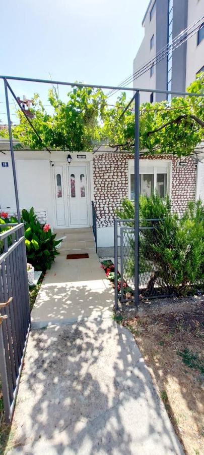 Apartments Radulovic سوتوموري المظهر الخارجي الصورة