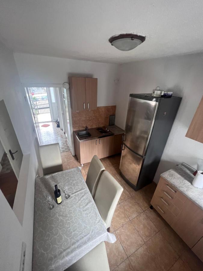 Apartments Radulovic سوتوموري المظهر الخارجي الصورة