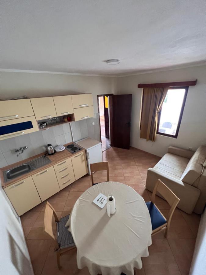 Apartments Radulovic سوتوموري المظهر الخارجي الصورة